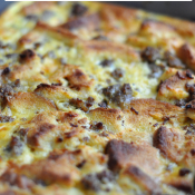 Overnight Breakfast Casserole www.thirtyhandmadedays.com