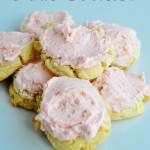 Pink Cookies from www.thirtyhandmadedays.com