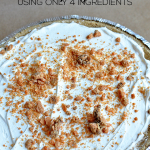 Butterfinger Pie with only 4 ingredients. The perfect recipe for leftover Halloween candy. Easy and delicious! www.thirtyhandmadedays.com