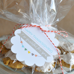 Printable Thanksgiving Tag with Treat www.thirtyhandmadedays.com