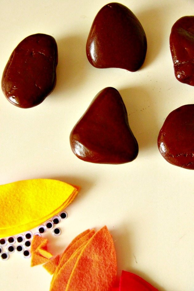 Rock Turkey Craft DIY 3