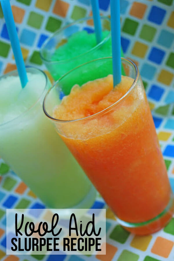 Kool Aid Slurpee Recipe - a fun, summer treat that the kids will love. via www.thirtyhandmadedays.com