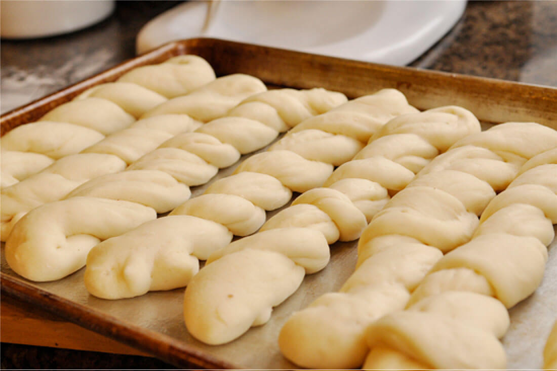 Cinnamon Sugar Breadsticks with Cream Cheese Frosting -step 8, let dough rise