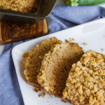 Zucchini Bread with Brown Sugar Topping - try this amazing quick bread. It's so easy to make and delicious! www.thirtyhandmadedays.com