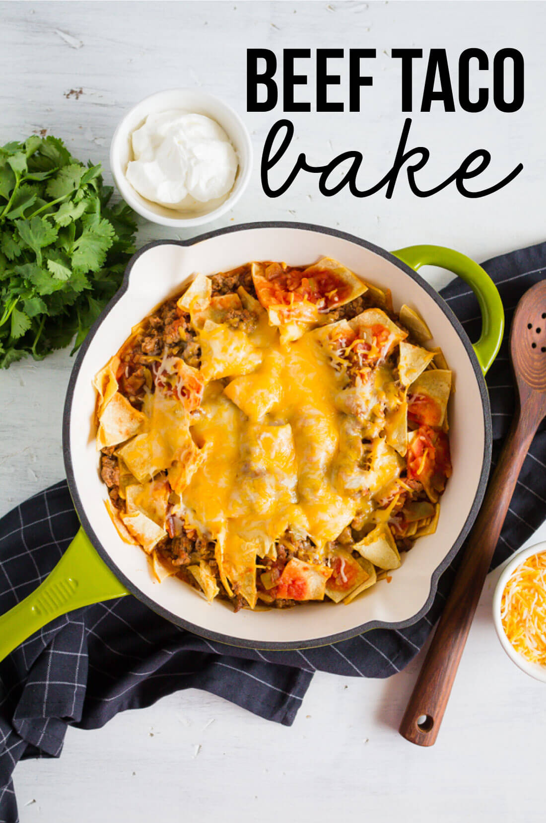 Beef Taco Bake - one of the easiest main dish recipes out there! www.thirtyhandmadedays.com