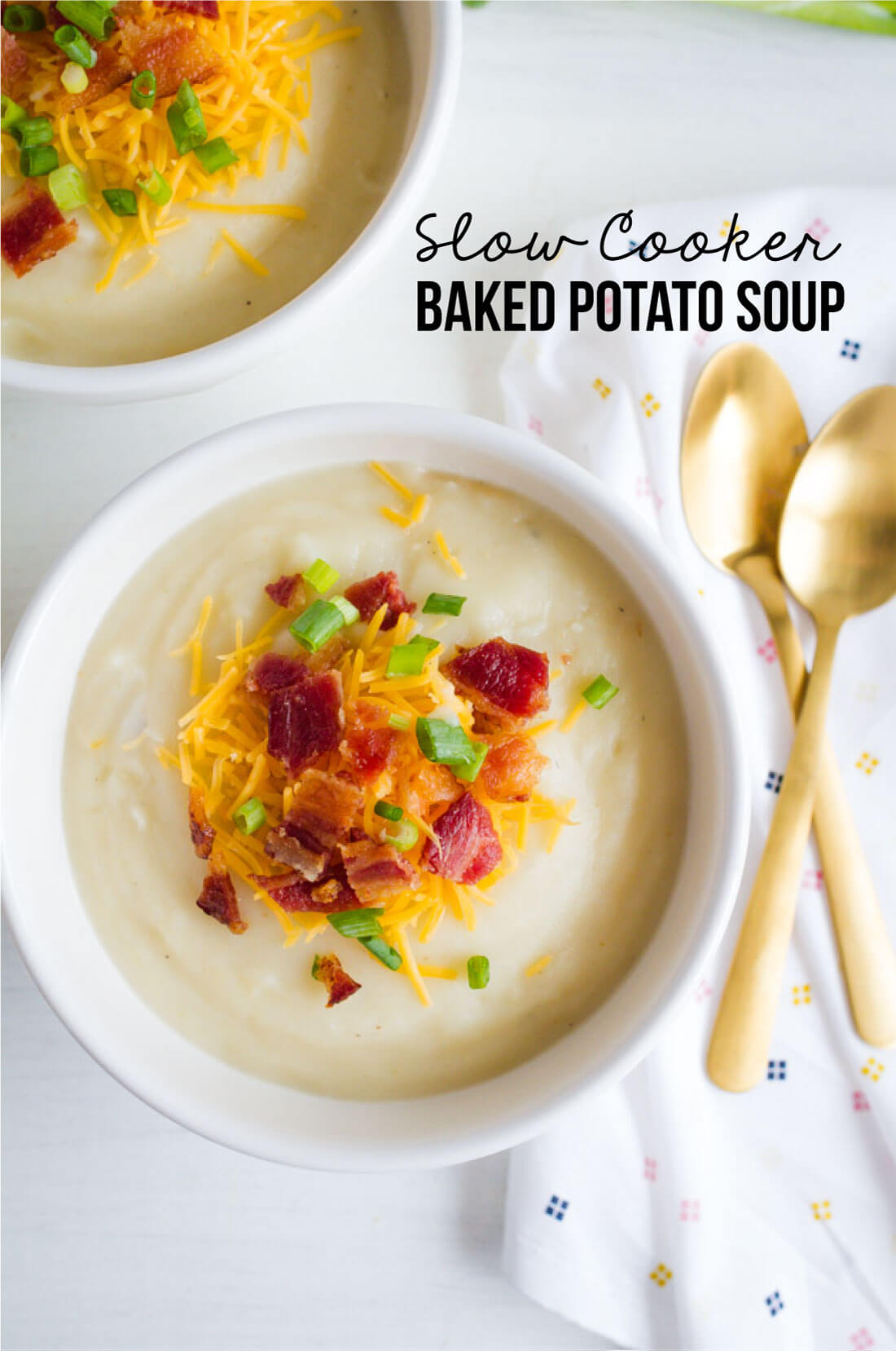 Slow Cooker Baked Potato Soup - perfect main dish recipe for a chilly day! 