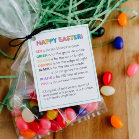 Easter treat Jelly Bean poem printable with jelly beans and Easter decorations