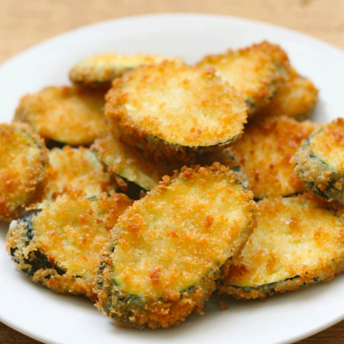 Appetizer Recipes - a round up of the very best. Featuring fried zucchini.