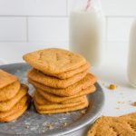 Homemade Graham Crackers - they are easier to make than you might think! www.thirtyhandmadedays.com