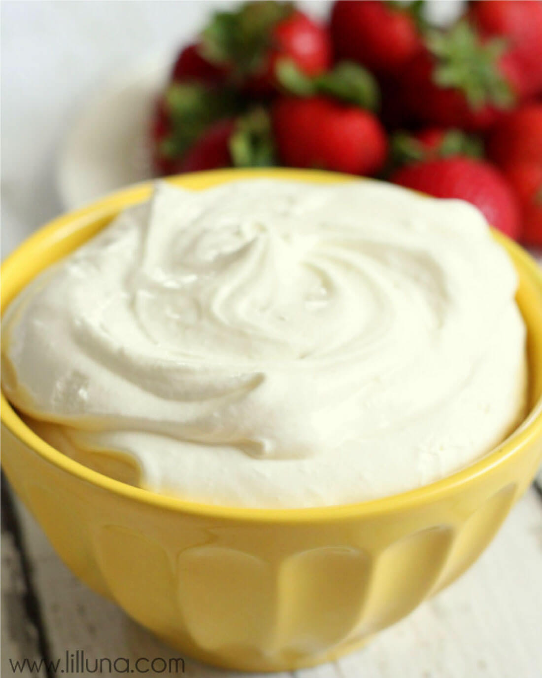 Cream Cheese Fruit Dip - a simple sweet recipe that everyone will love and you'll want to make again and again. from Lil Luna via www.thirtyhandmadedays.com