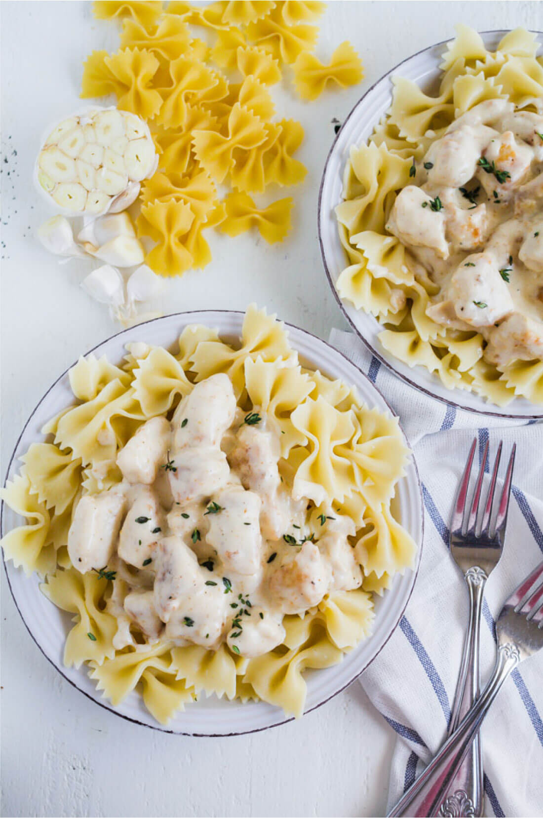 Rosemary Chicken Pasta - an easy main dish that has become a family favorite. thirtyhandmadedays.com