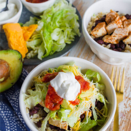 Burrito Bowl Recipe - an easy, healthy, family friendly dinner idea from www.thirtyhandmadedays.com