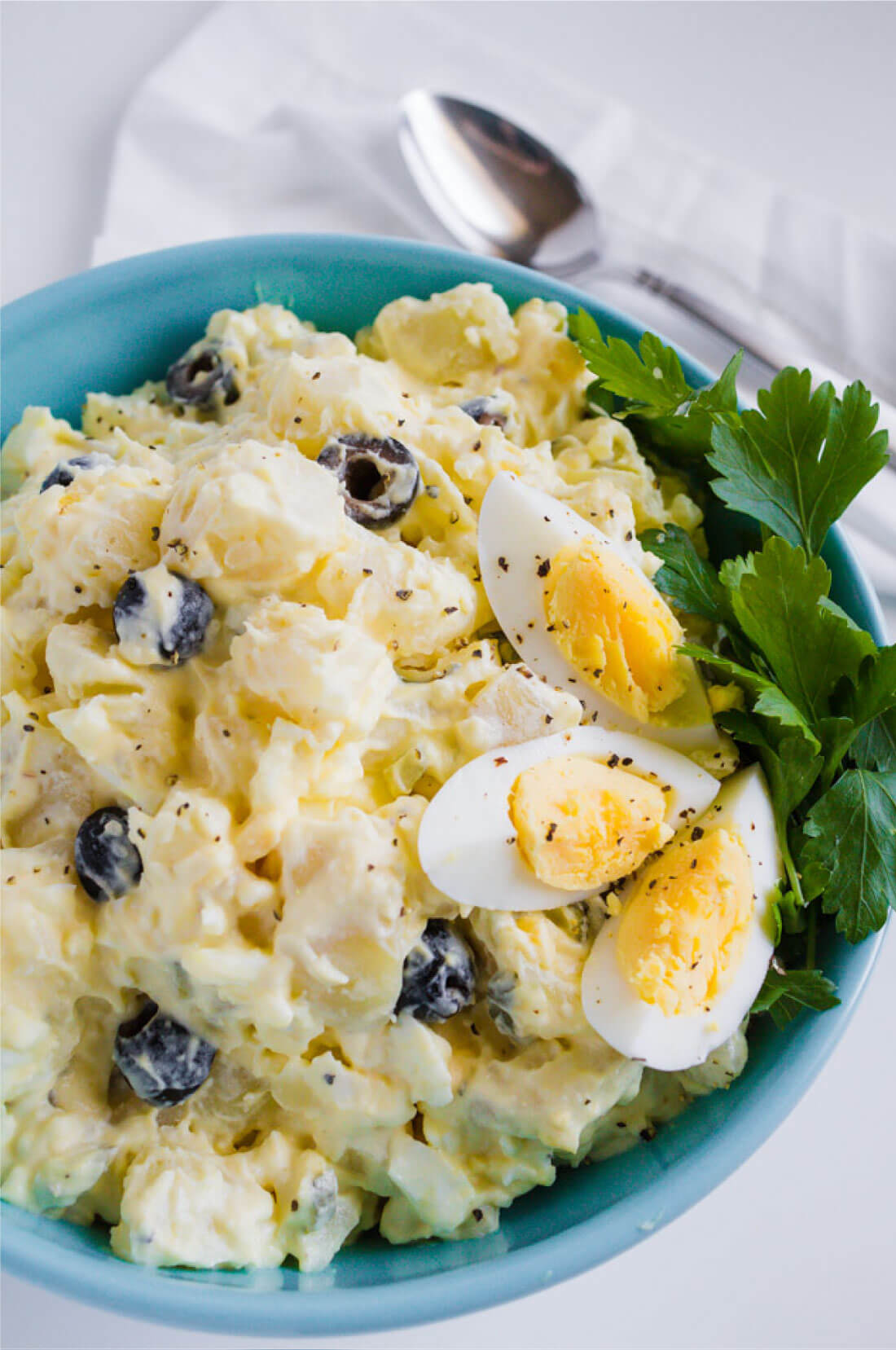 Mom's Traditional Potato Salad - make this one over the summer and enjoy! www.thirtyhandmadedays.com