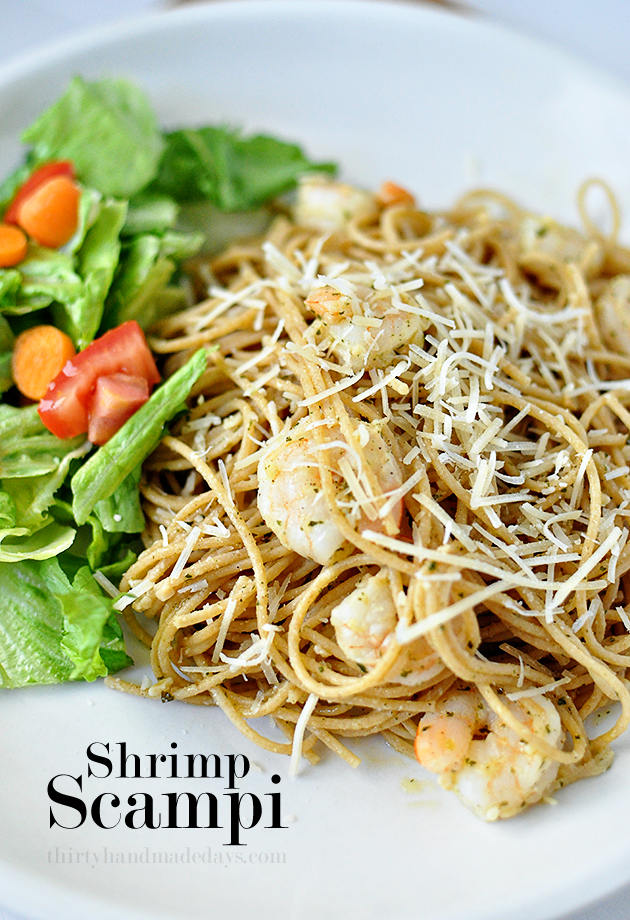 Shrimp Scampi, healthy version - perfect for a family meal. www.thirtyhandmadedays.com