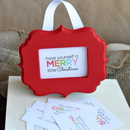 Interchangeable Ornament Gift Idea- printables from www.thirtyhandmadedays.com