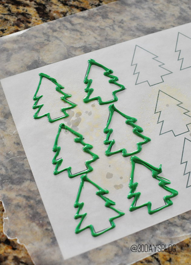 Christmas tree template www.thirtyhandmadedays.com