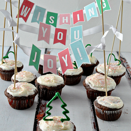 Christmas Cupcake Banner- Wishing you joy available for download via www.thirtyhandmadedays.com