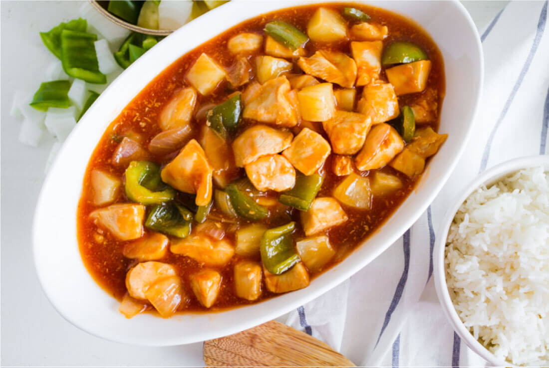 Sweet Sour Chicken - a family favorite from my aunt! from www.thirtyhandmadedays.com