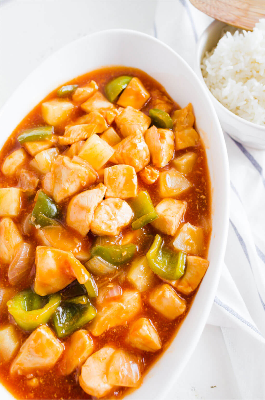 Sweet Sour Chicken - a family favorite from my aunt! via thirtyhandmadedays.com