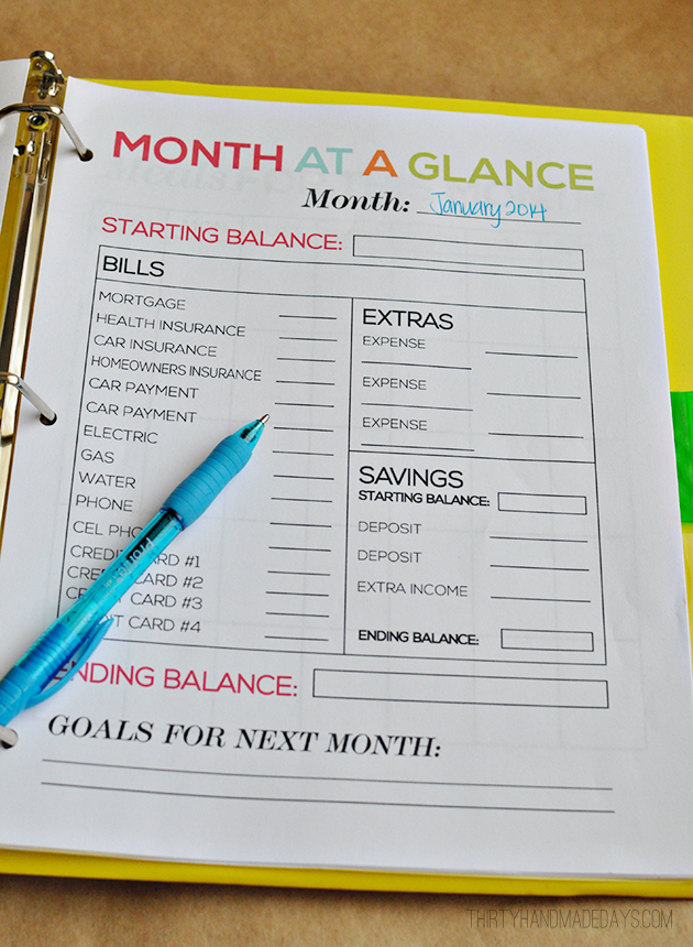 Month at a Glance- part of the ultimate Budget Binder from www.thirtyhandmadedays.com