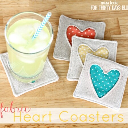 Simple Fabric Heart CoThe cutest Fabric Heart Coasters - tutorial and pattern included. Simple to make, perfect beginner sewing project. So cute!asters- absolutely adroable and simple to make! www.thirtyhandmadedays.com