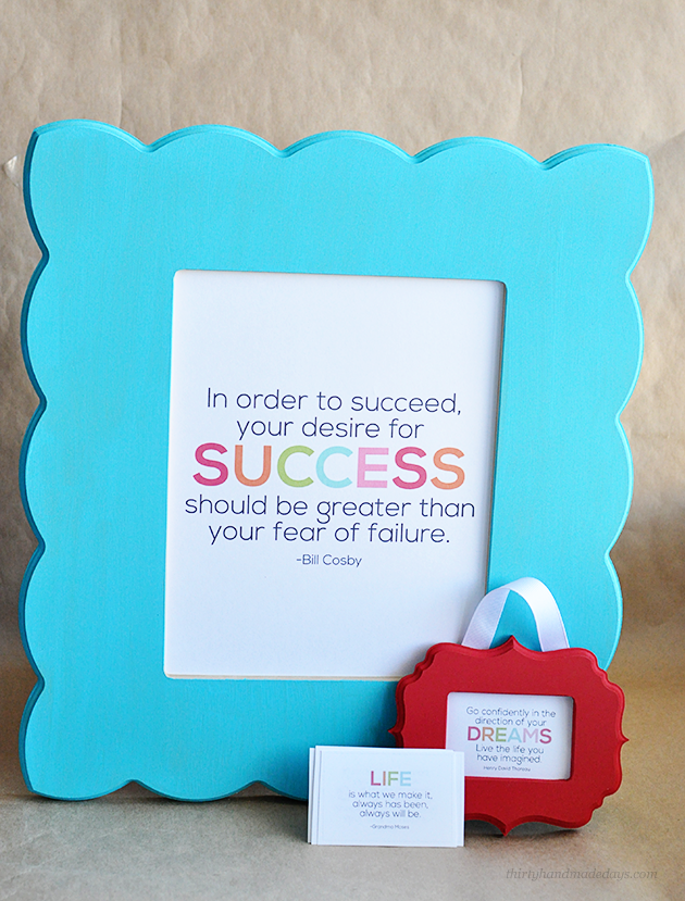 Super cute and easy gift idea- Printable Interchangeable Quotes with cute frame from Cut It Out www.thirtyhandmadedays.com