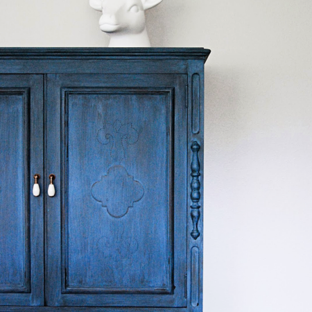 Deep Blue Milk Paint Cabinet from The Weathered Door featured at the Party Bunch via www.thirtyhandmadedays.com