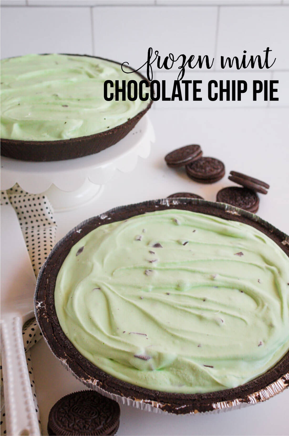Frozen Mint Chocolate Chip Pie - using only 3 ingredients. from www.thirtyhandmadedays.com