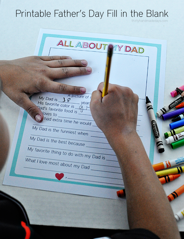 Super simple Father's Day printables - print and have your kids fill out to share for Father's Day!