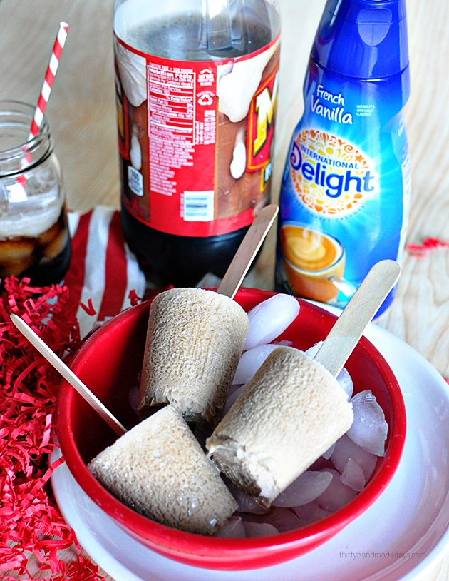 Using only 2 ingredients to make Root Beer Float Pops!  (and one isn't ice cream) 