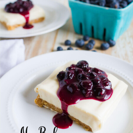 No Bake Cheesecake Bars with Fresh Blueberry Sauce - a delicious, must try, easy dessert. www.thirtyhandmadedays.com