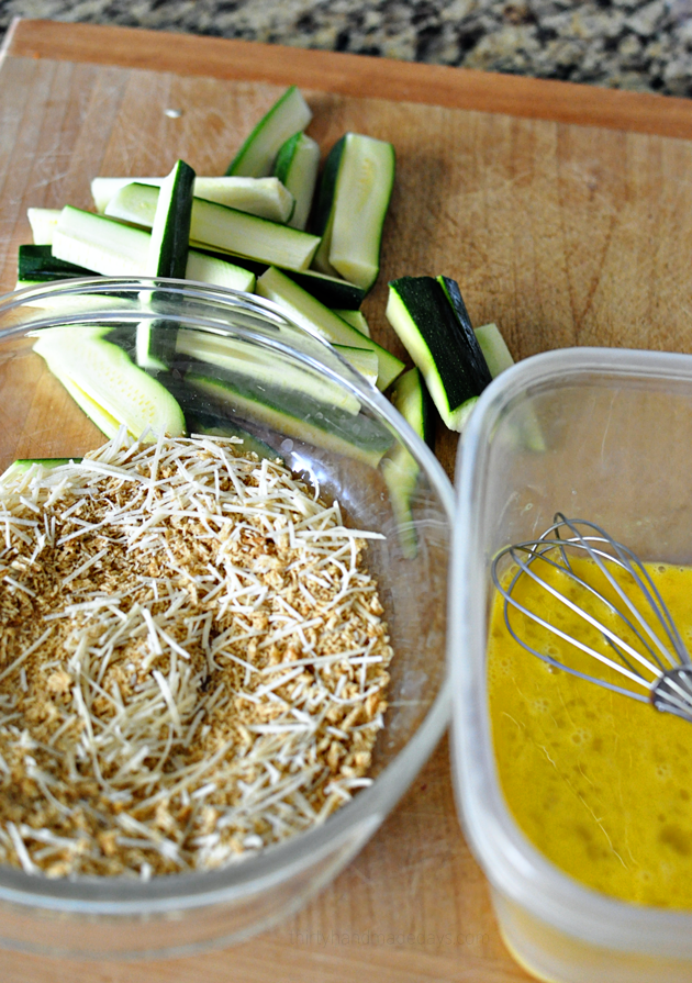 Making baked zucchini sticks 