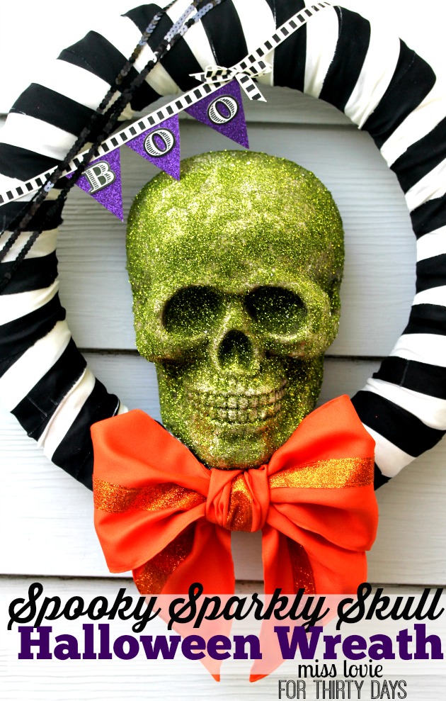 Spooky Sparkly Skull Halloween Wreath