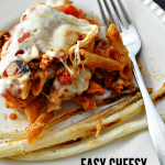 Easy cheesy penne casserole - tastes great and a healthy take on casserole www.thirtyhandmadedays.com