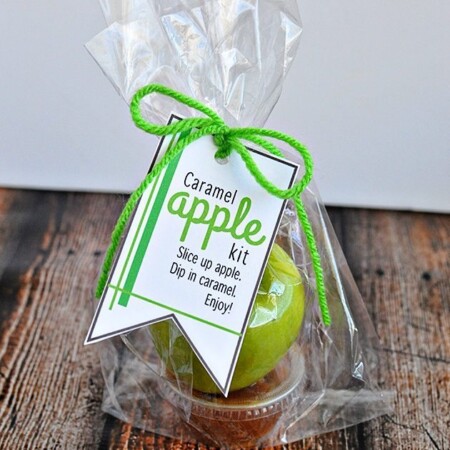 Whip up this caramel apple kit to deliver to friends and family for a treat!