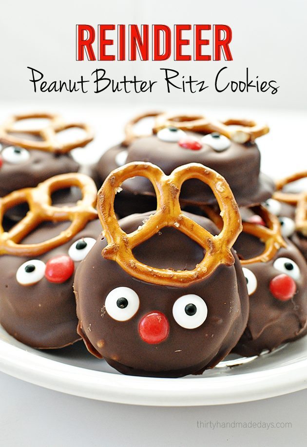 Super easy and fun reindeer peanut butter Ritz holiday cookies | Thirty Handmade Days