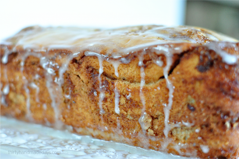Cinnamon roll quick bread