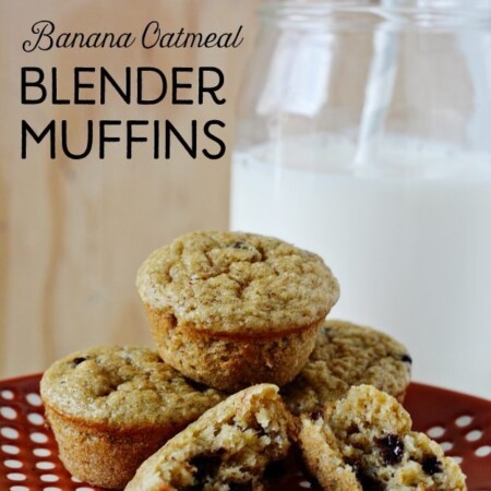 Simple and healthy banana oatmeal blender muffins. Give them a try!