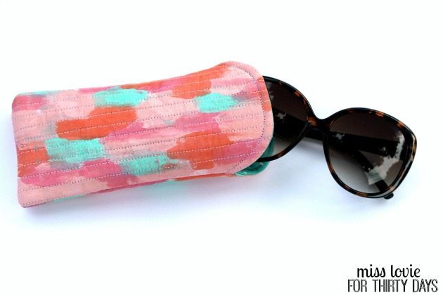 Glasses Case in Pink, Eyewear