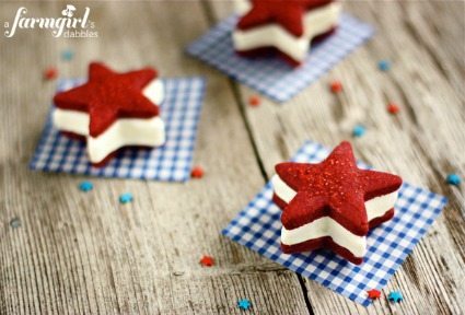25+ of the Best 4th of July Desserts / by busymomshelper.com for thirtyhandmadedays.com