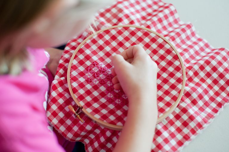 Hand Sewing Project For Kids (Learn To Hand Sew)