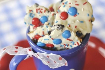 25+ of the Best Desserts for your July 4th Celebration! / thirtyhandmadedays.com