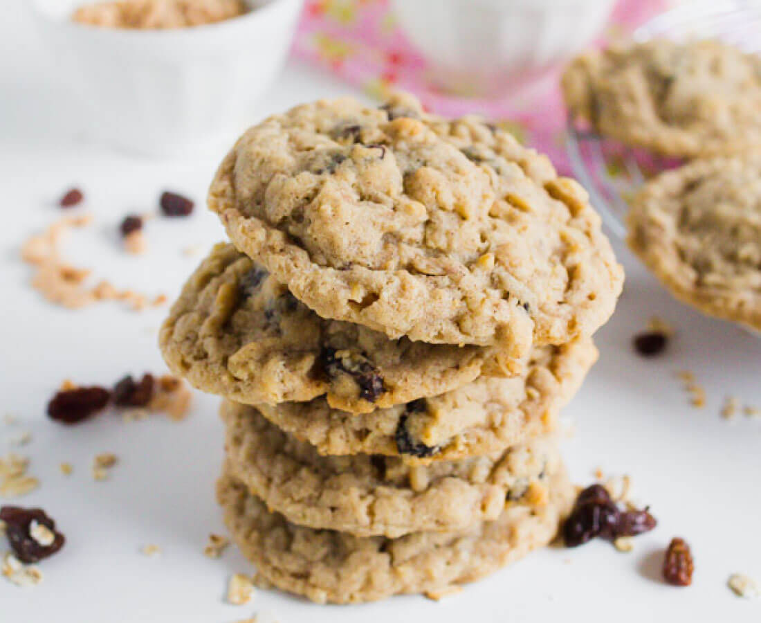 Oatmeal Raisin Cookies - the best cookies recipe you'll ever try. 