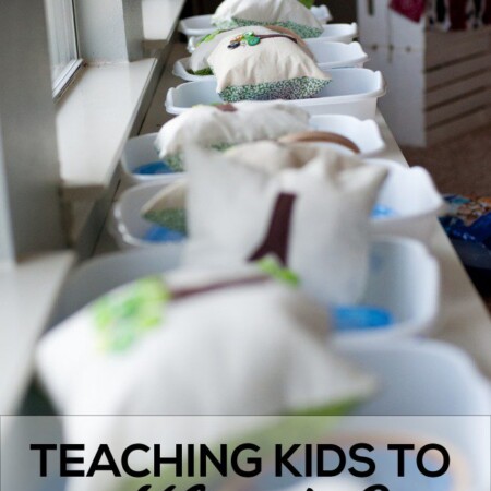 Teaching Kids to Hand Sew from Vermillion Rules via www.thirtyhandmadedays.com