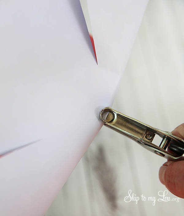 4th of July Patriotic Printable Pinwheel - punch a hole