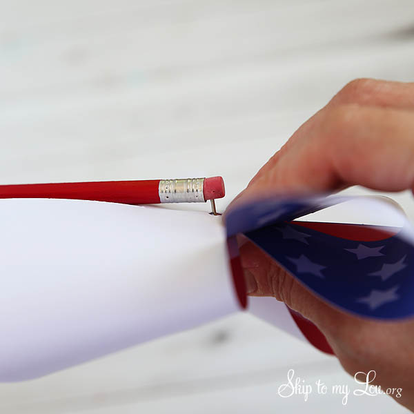 4th of July Patriotic Printable Pinwheel - use thumbtack