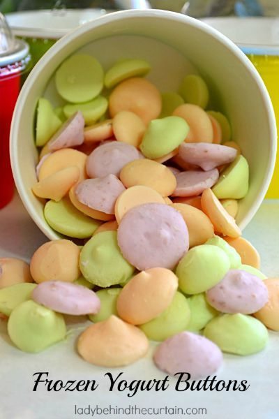 Frozen Yogurt Buttons / by Lady Behind the Curtain / Round up by Busy Mom's Helper for Thirty Handmade Days