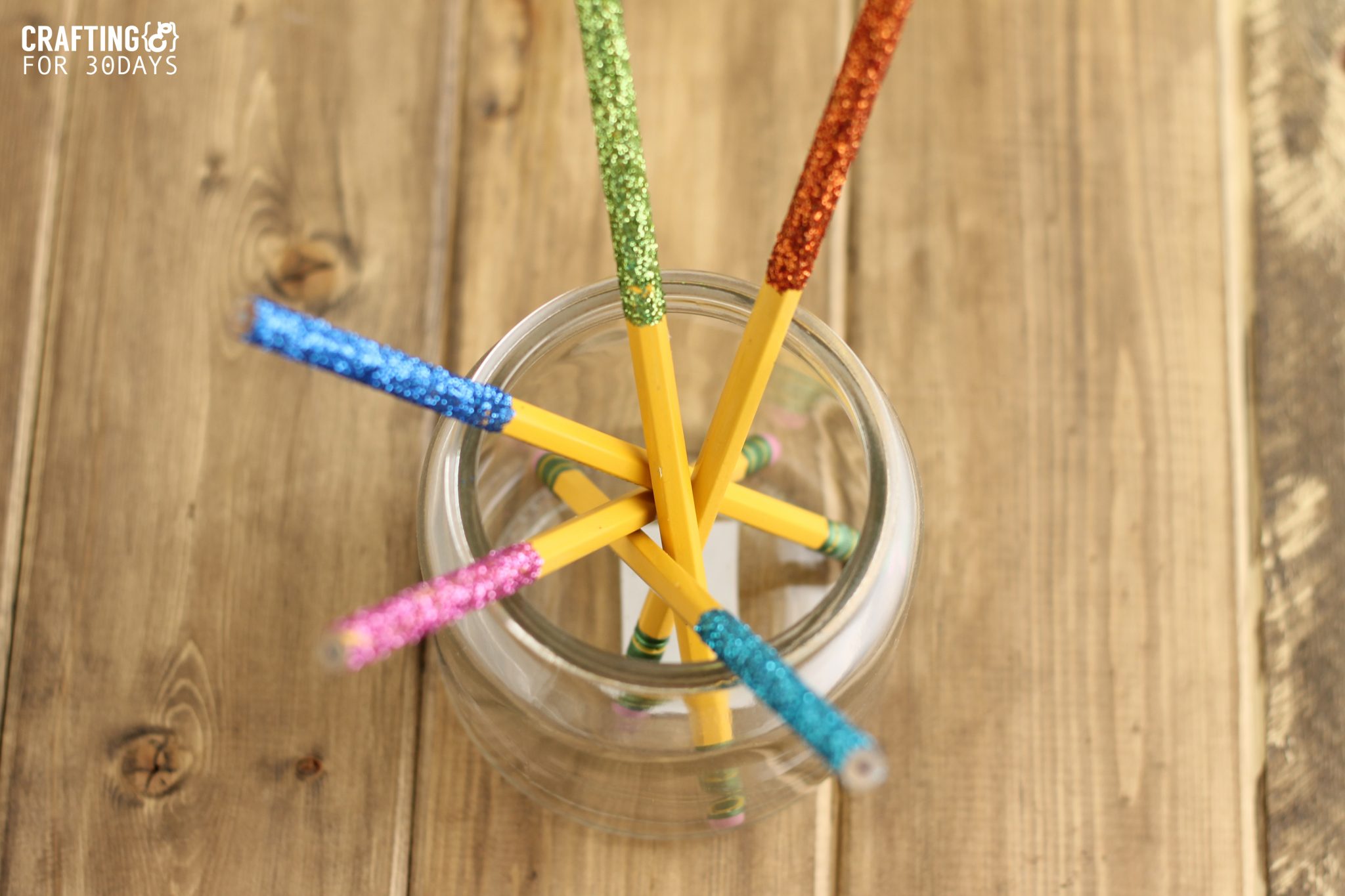 DIY Glitter Pencils ⋆ Sugar, Spice and Glitter