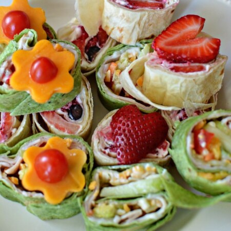 Sweet and Savory Pinwheels - healthy after school snack ideas from www.thirtyhandmadedays.com