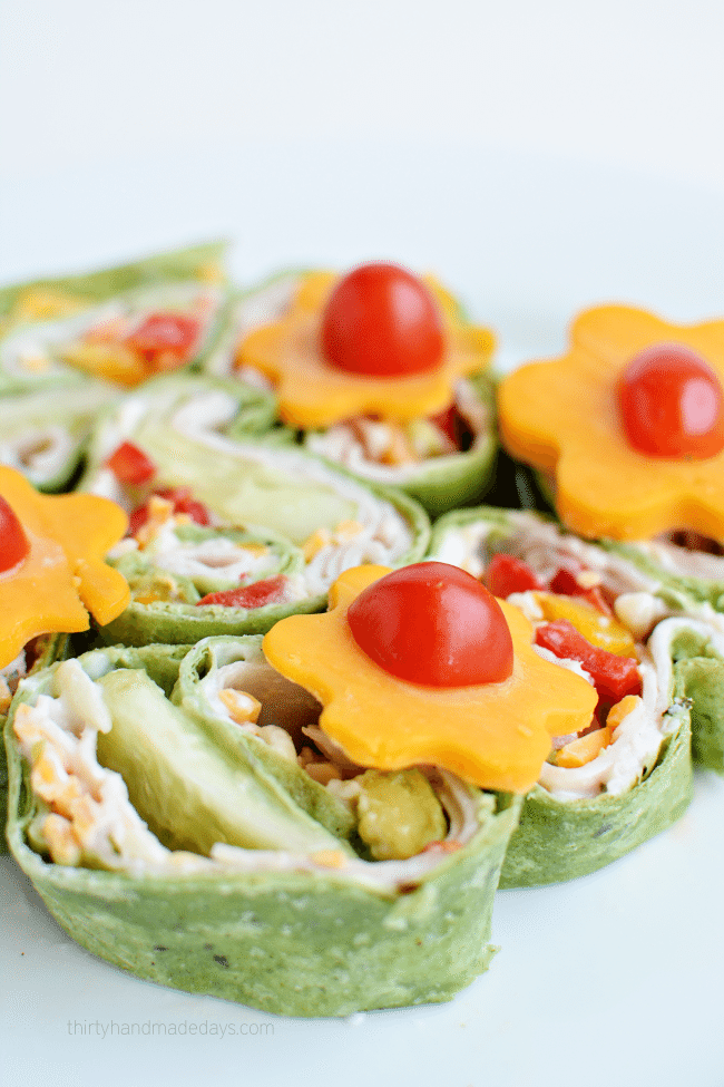 Healthy Vegetable Pinwheels for an after school snack www.thirtyhandmadedays.com